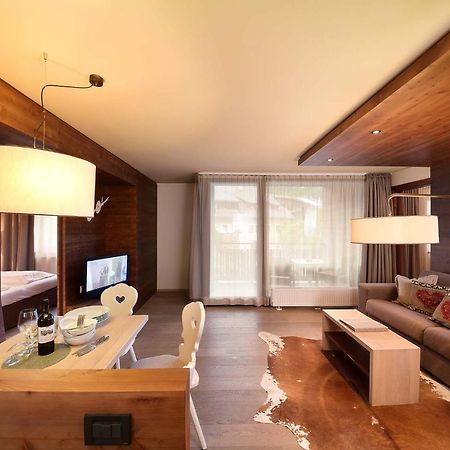 Ariston Dolomiti Residence Dobbiaco Eksteriør bilde