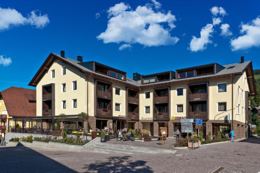 Ariston Dolomiti Residence Dobbiaco Eksteriør bilde