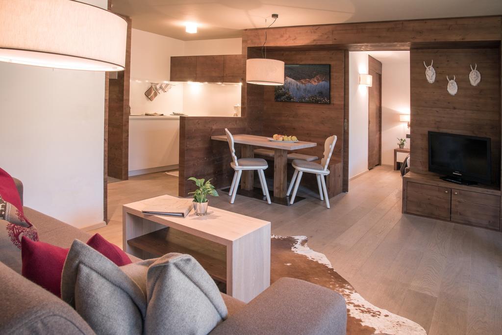 Ariston Dolomiti Residence Dobbiaco Eksteriør bilde