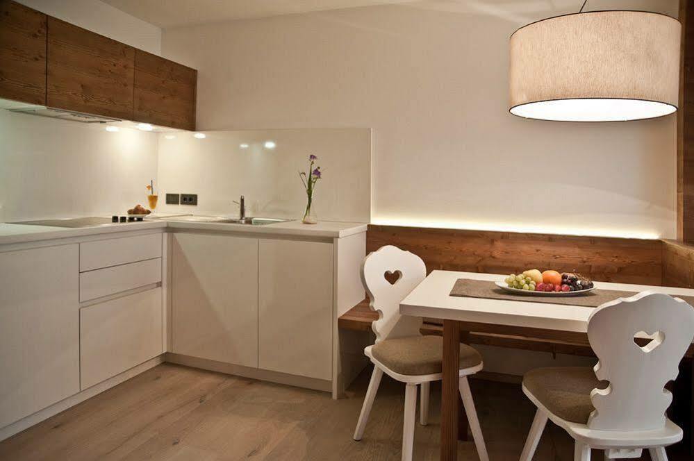 Ariston Dolomiti Residence Dobbiaco Eksteriør bilde